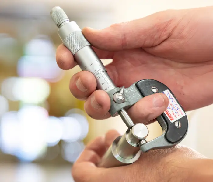 punchedmetalparts-qualitycontrol